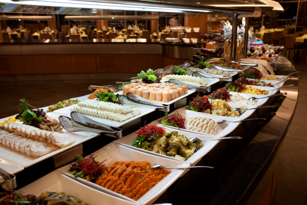 Buffets du midi à l’hôtel The Atrium